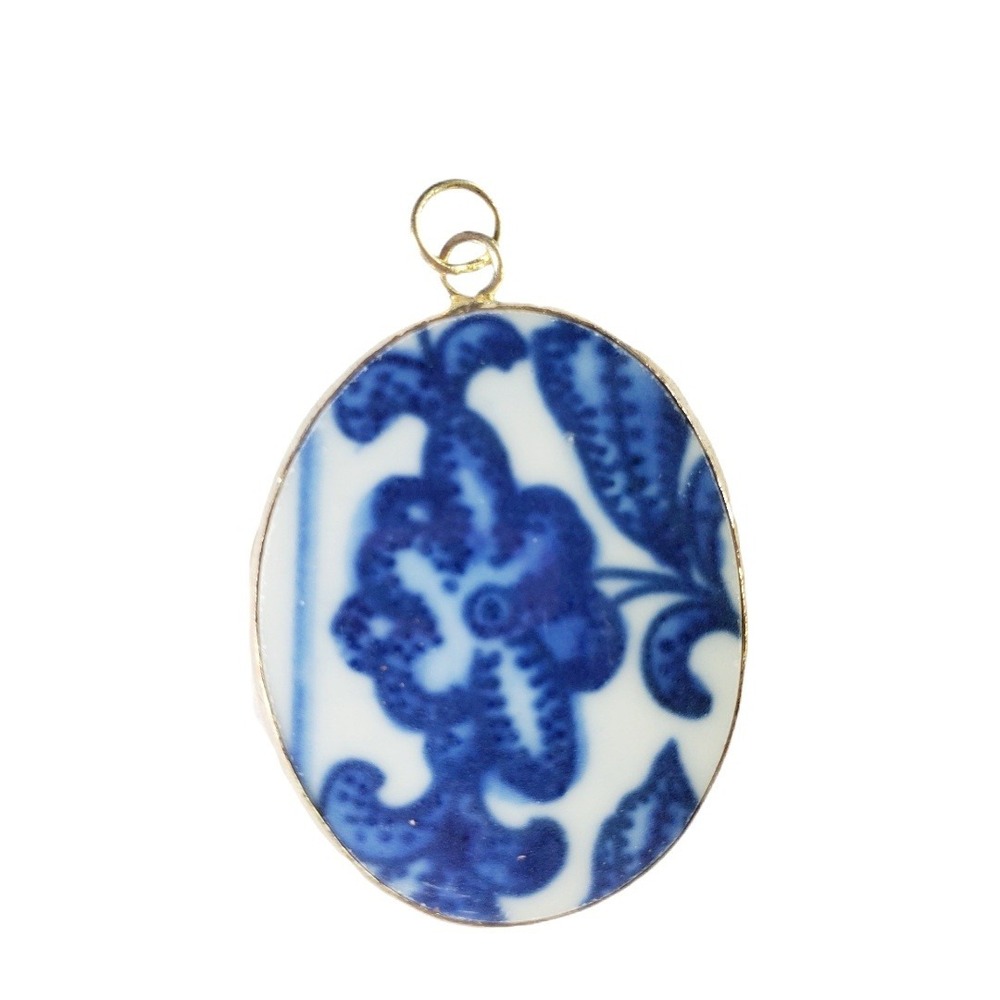 Vintage Ming Blue & White Porcelain Floral Oval Pendant Chinoiserie China Shard